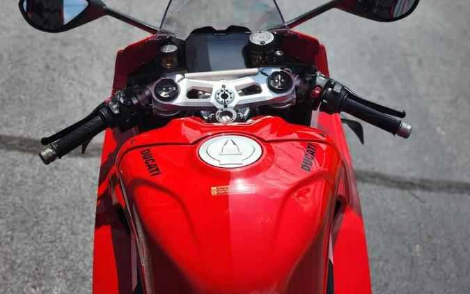 2024 Ducati Panigale V4 Red