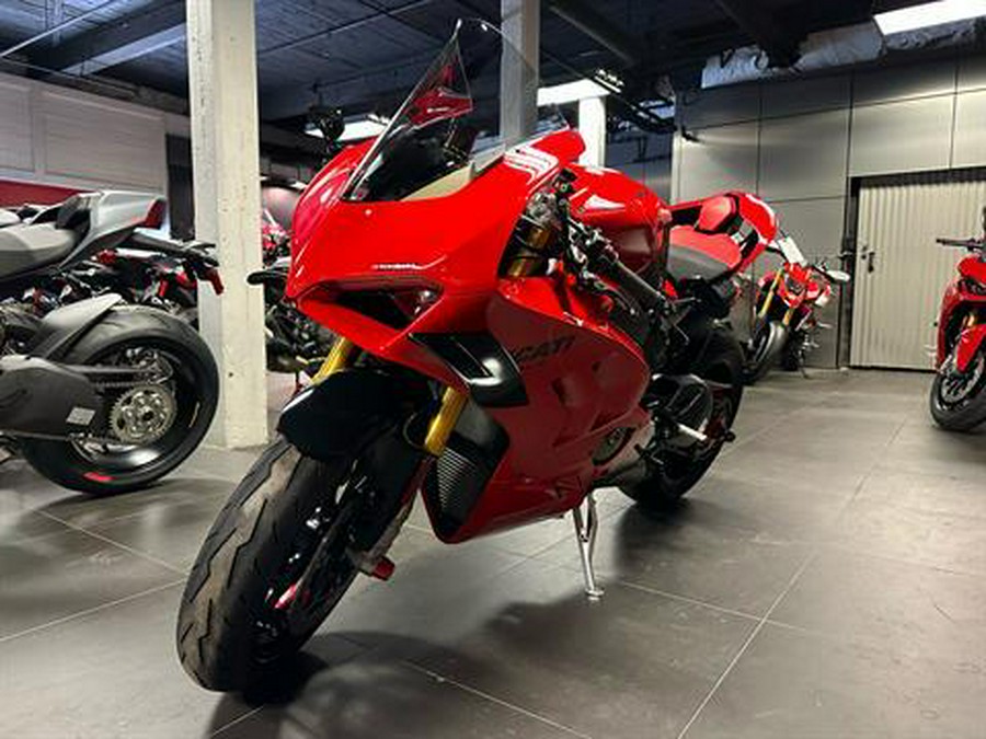 2023 Ducati Panigale V4 S