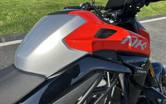 2025 CFMOTO NK 300