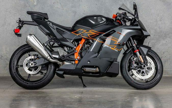 2026 KTM RC 990 R