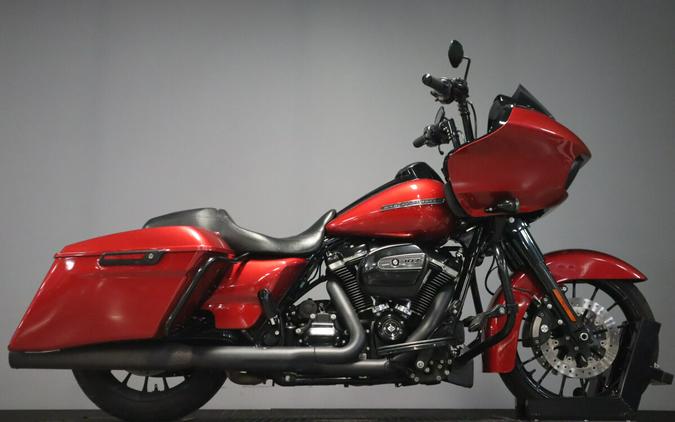 2018 Harley-Davidson Road Glide Special FLTRXS