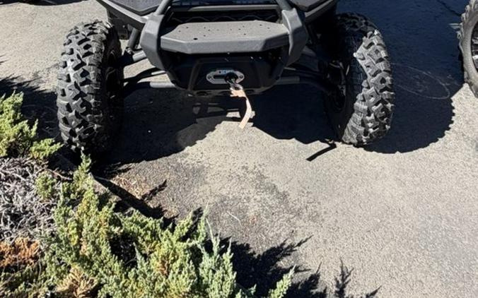 2026 Can-Am® Defender MAX XT CAB HD11