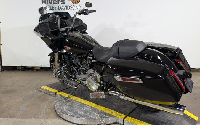 2025 Harley-Davidson Road Glide® Vivid Black Trim Chrome
