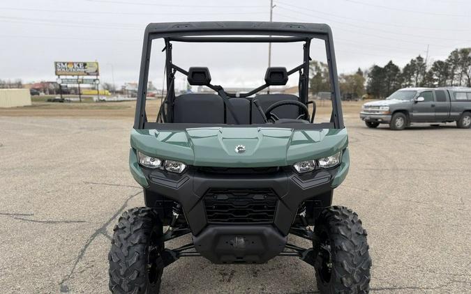2026 Can-Am® Defender DPS HD10