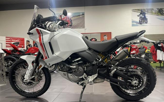 2025 Ducati DesertX DEMO