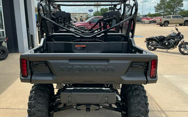 2025 Honda Pioneer 1000-6 Deluxe Crew