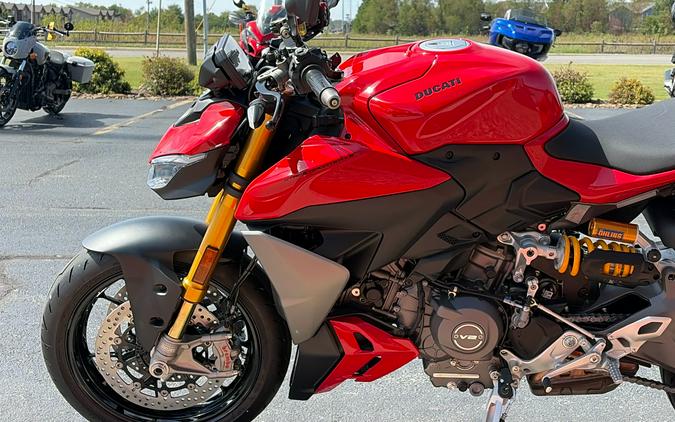 2026 Ducati Streetfighter V2 S