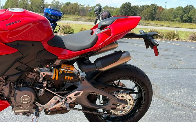 2026 Ducati Streetfighter V2 S
