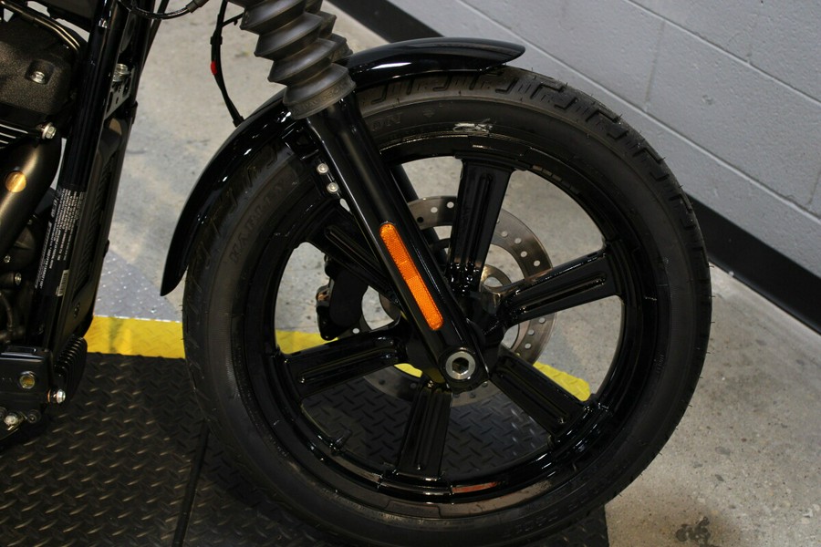 2024 Harley-Davidson Softail Street Bob 114 Cruiser FXBBS