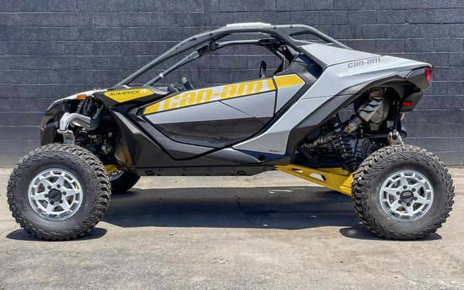 2024 Can-Am® Maverick R 999T DCT