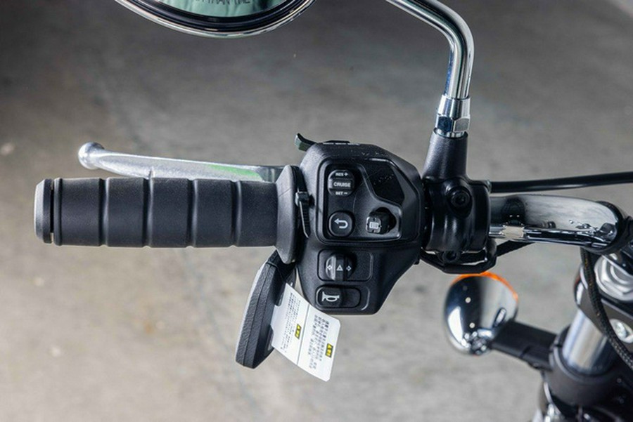 2025 Indian Scout Classic Limited +Tech Black Metallic