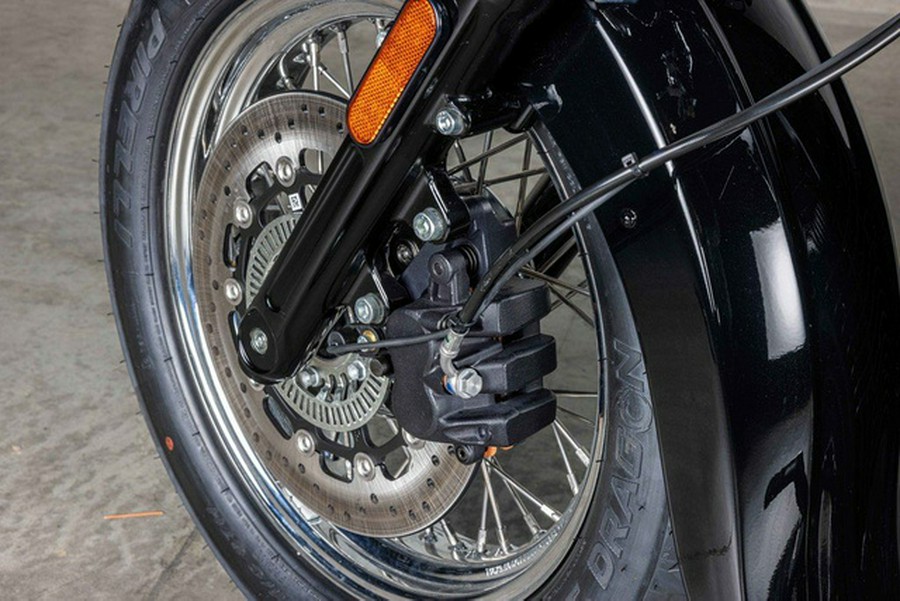 2025 Indian Scout Classic Limited +Tech Black Metallic