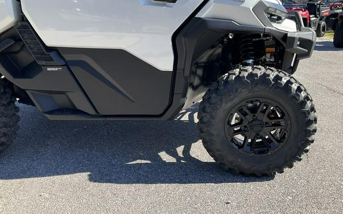 2027 Can-Am Defender XU Limited HD11