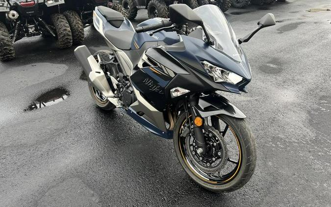 2023 Kawasaki Ninja® 400 ABS Metallic Magnetic Dark Gray/Twilight Blue