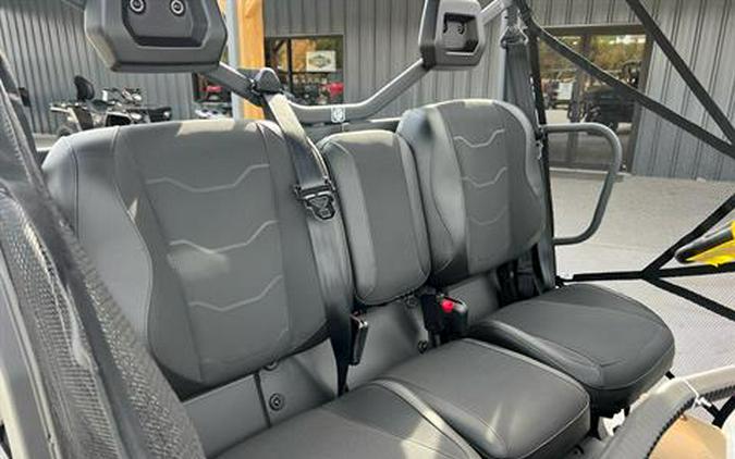 2025 Can-Am Defender XT HD10