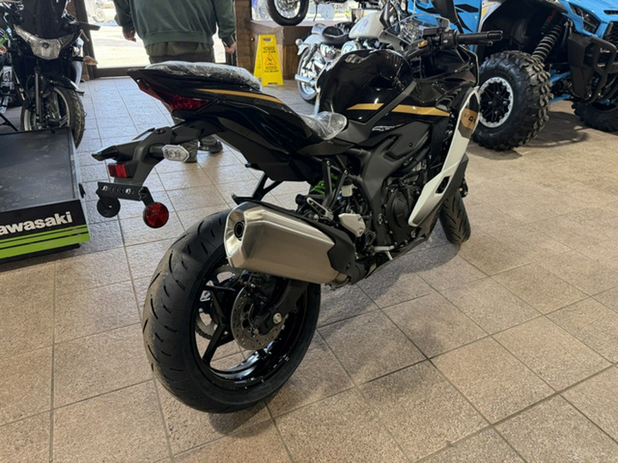 2026 Kawasaki NINJA ZX-4RR ABS