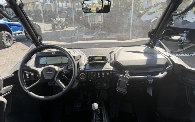 2022 Can-Am® Commander MAX XT-P
