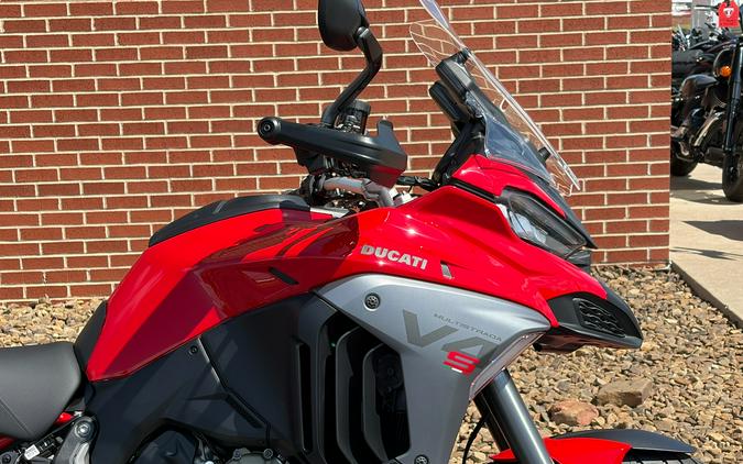 2026 Ducati Multistrada V4 S Travel & Radar