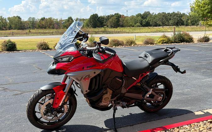 2026 Ducati Multistrada V4 S Travel & Radar
