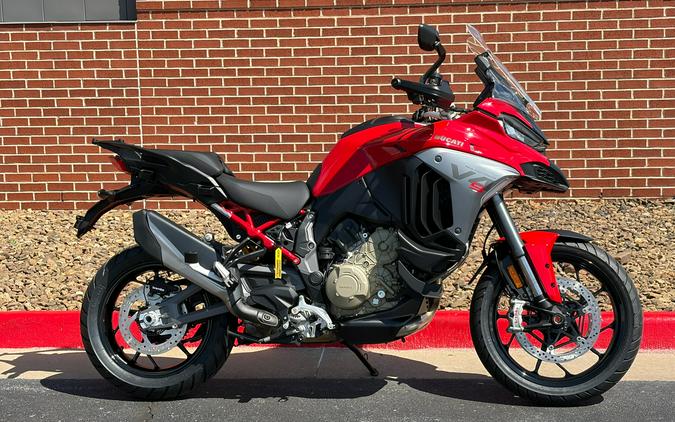 2026 Ducati Multistrada V4 S Travel & Radar