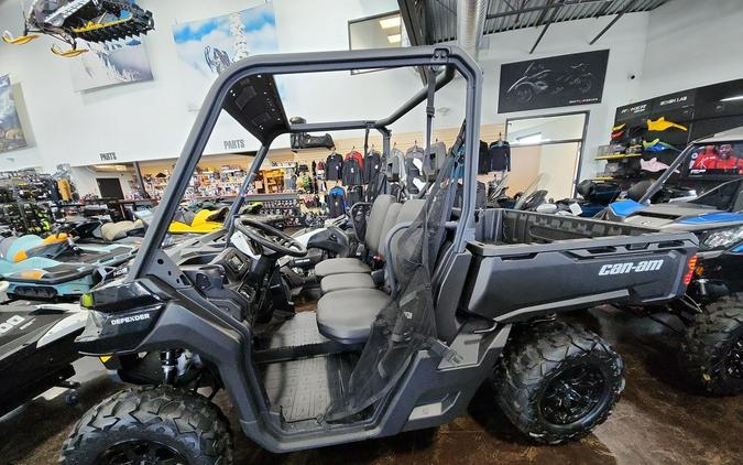 2023 Can-Am Defender DPS HD9