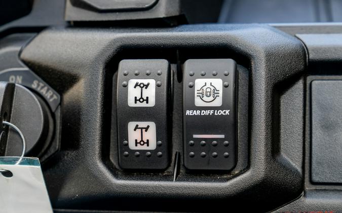 2025 Can-Am DEFENDER HD7 DPS MAX