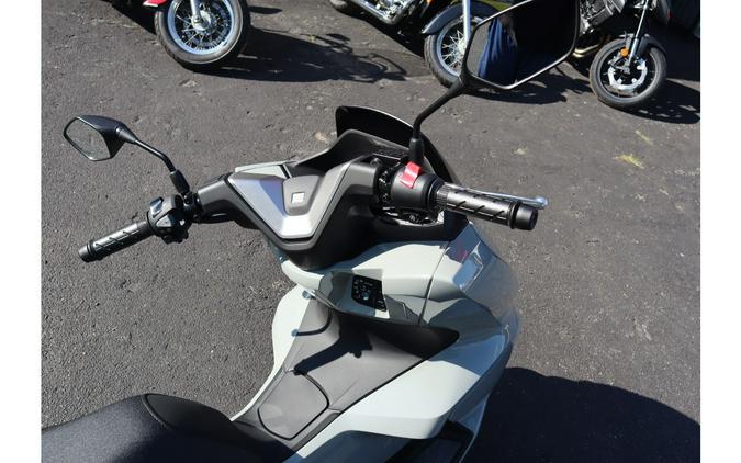 2025 Honda PCX ABS