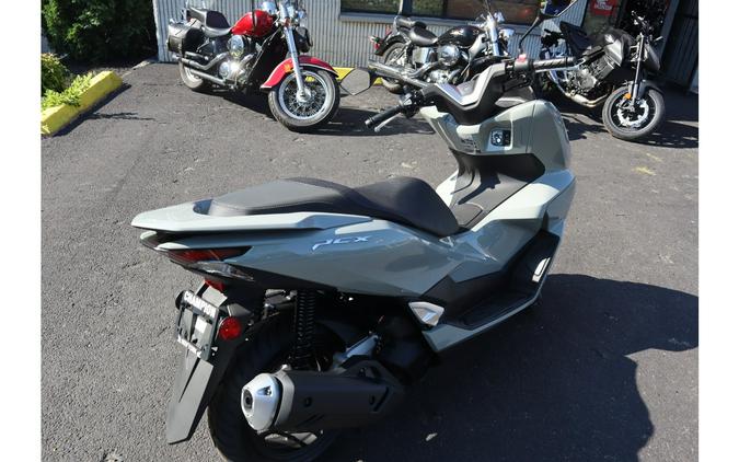 2025 Honda PCX ABS