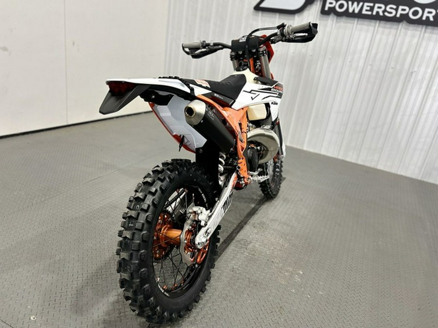 2026 KTM XC 300 W Hardenduro