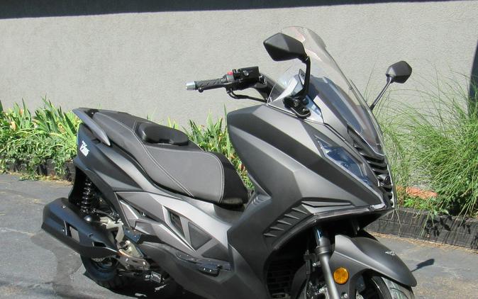 2026 Wolf Brand Scooters Wolf V300i