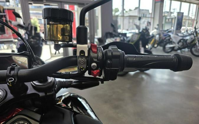 2027 Ducati Hypermotard 698 Mono Nera