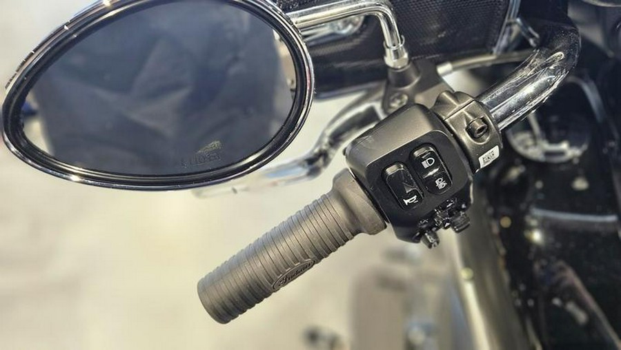 2025 Indian Motorcycle® Chieftain® Black Metallic