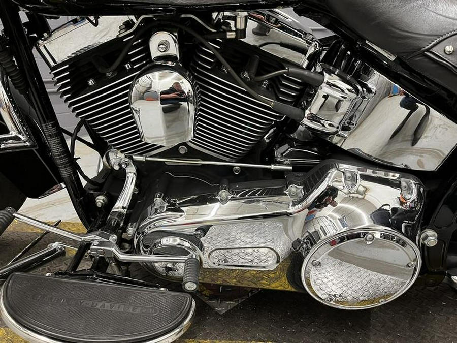 2010 Harley-Davidson® FLSTC - Heritage Softail® Classic
