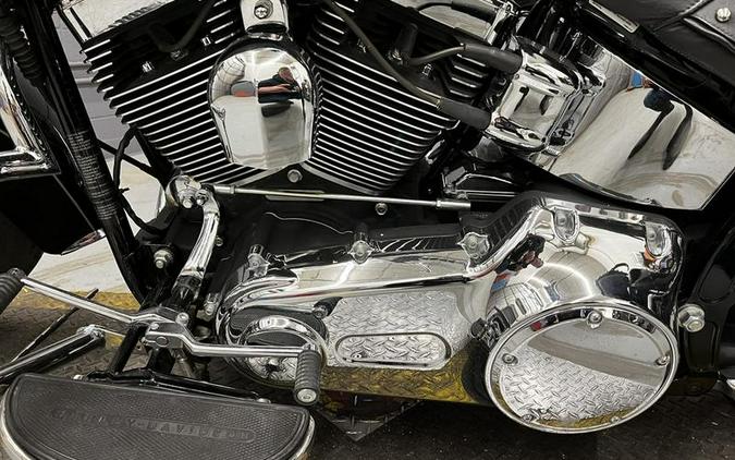 2010 Harley-Davidson® FLSTC - Heritage Softail® Classic