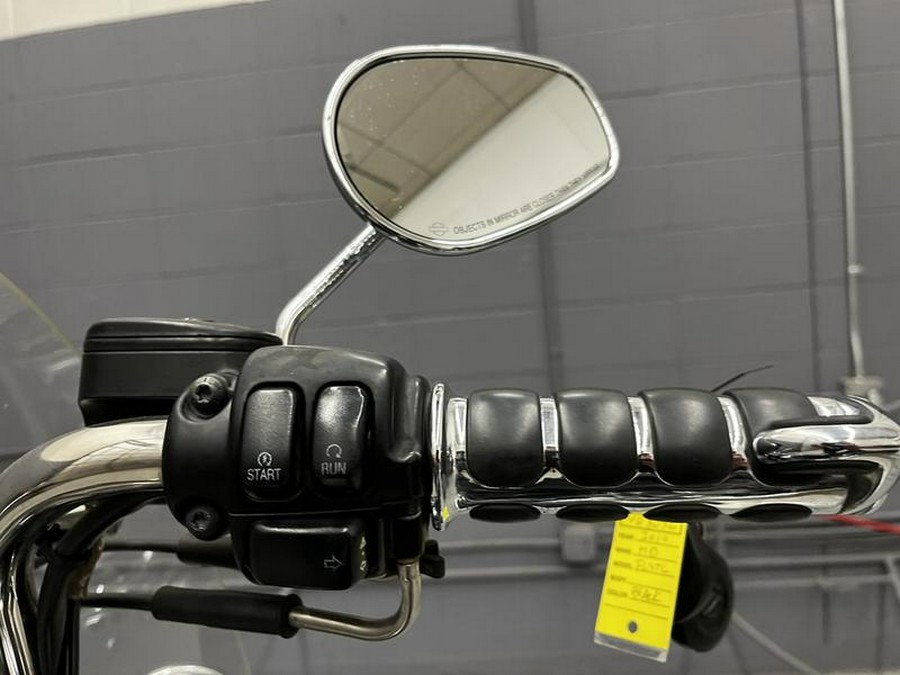 2010 Harley-Davidson® FLSTC - Heritage Softail® Classic