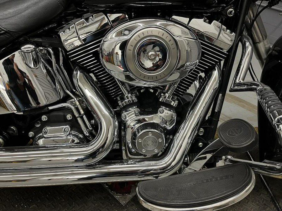 2010 Harley-Davidson® FLSTC - Heritage Softail® Classic