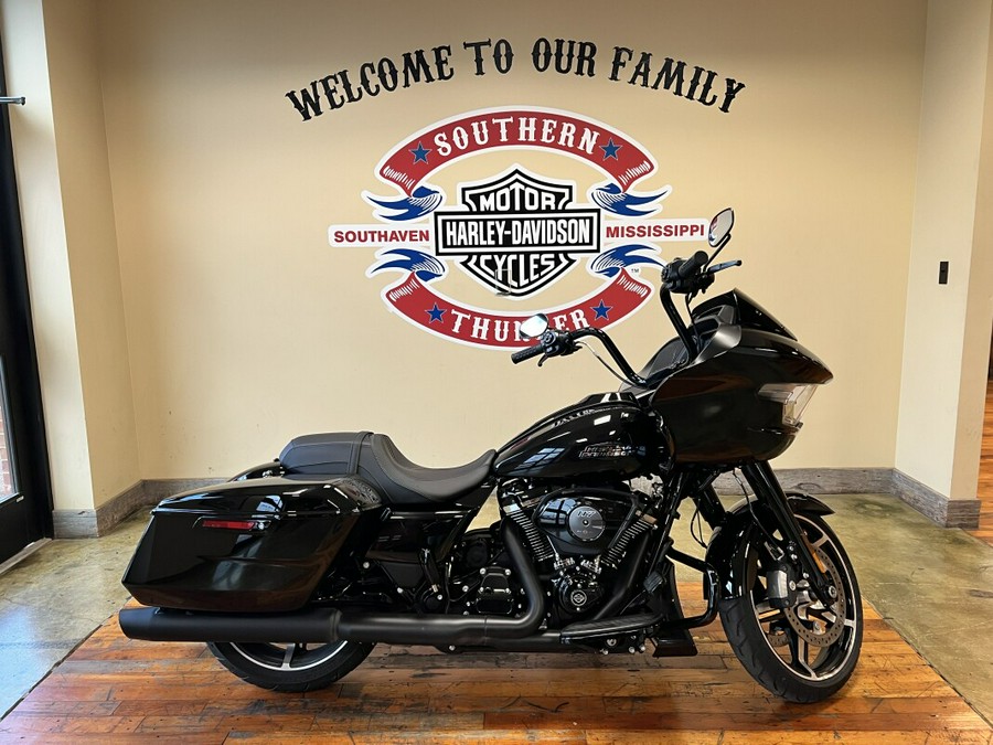 Used 2025 Harley-Davidson Road Glide Grand American Touring Motorcycle For Sale Near Memphis, TN