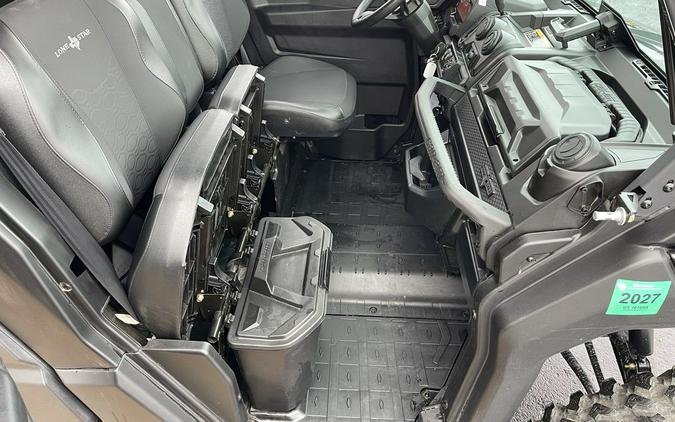 2025 Can-Am® Defender MAX Lone Star Cab HD10