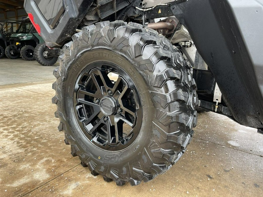 2025 Can-Am® Defender MAX Lone Star Cab HD10