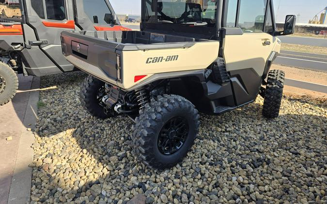 2026 CAN-AM DEFENDER LIMITED CAB HD11