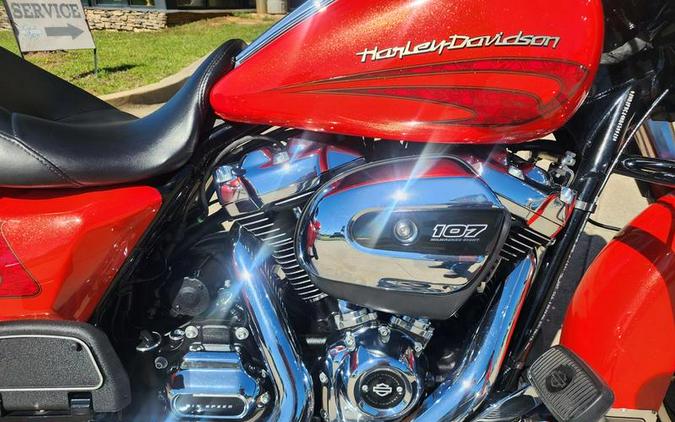 2017 Harley-Davidson® FLHR - Road King®