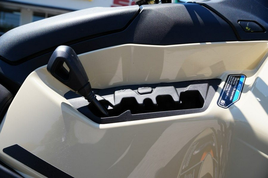 2026 Can-Am Outlander PRO XU HD7