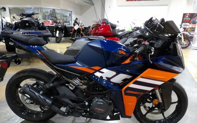 2024 KTM RC 390