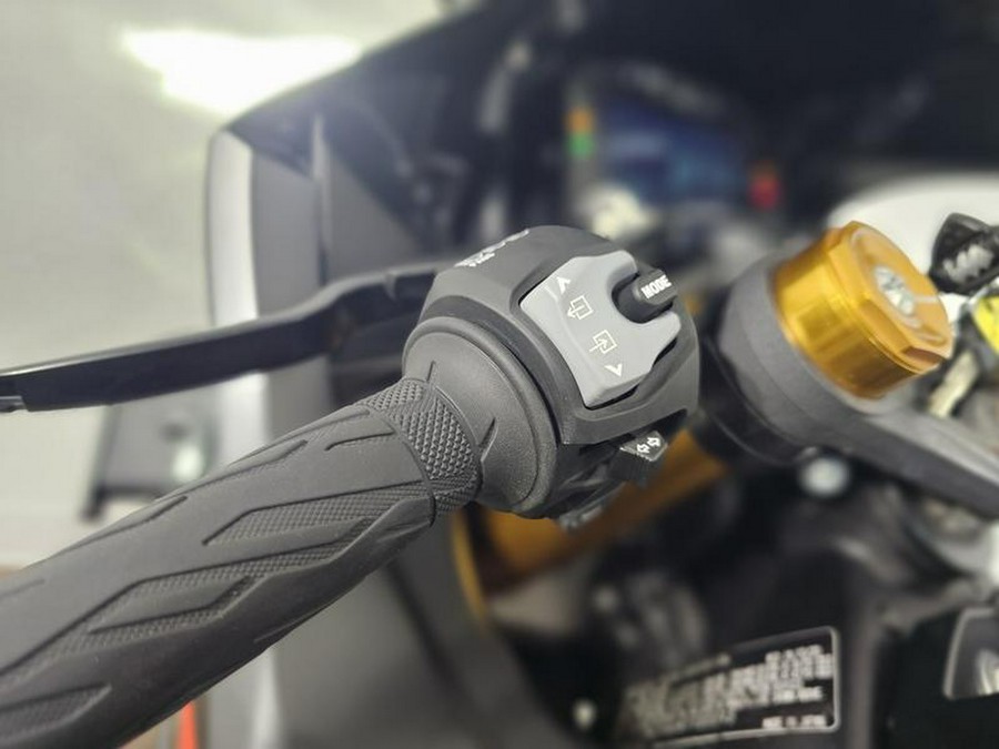 2021 Suzuki GSX-R1000