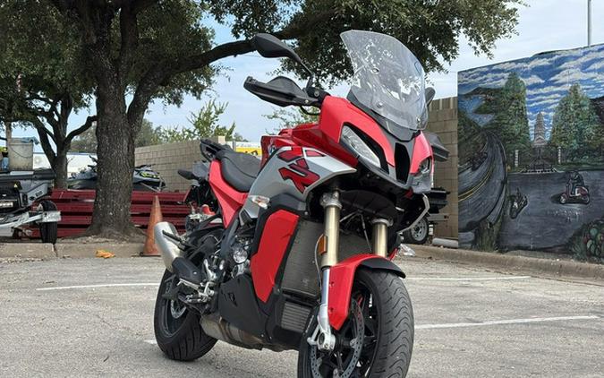 2021 BMW S 1000 XR Racing Red