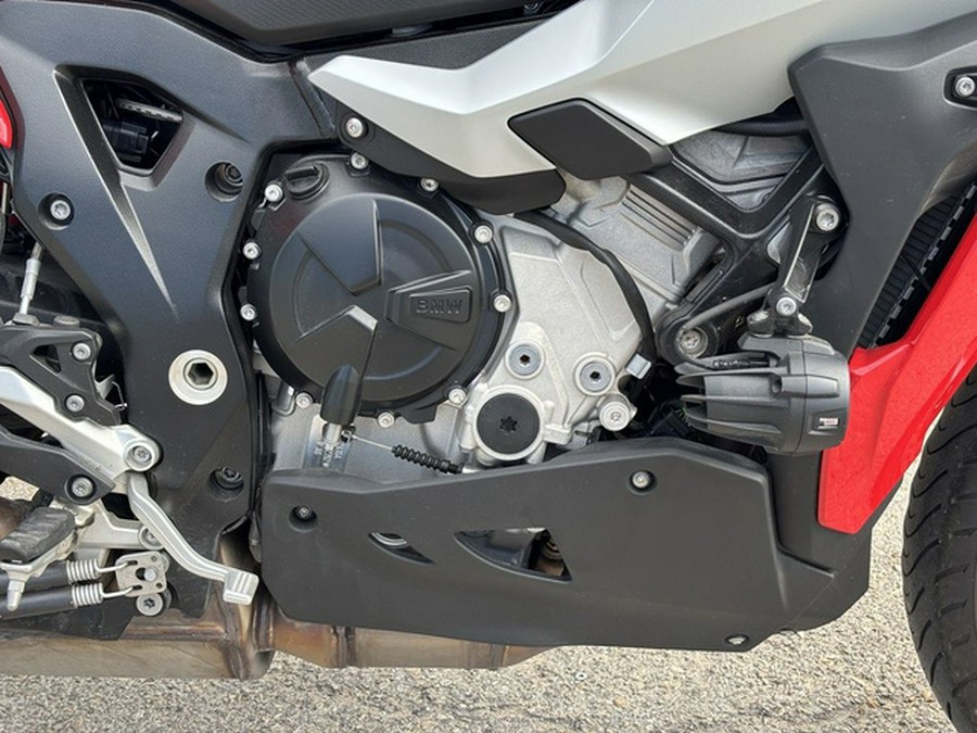 2021 BMW S 1000 XR Racing Red