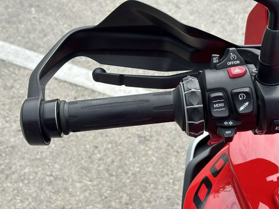 2021 BMW S 1000 XR Racing Red