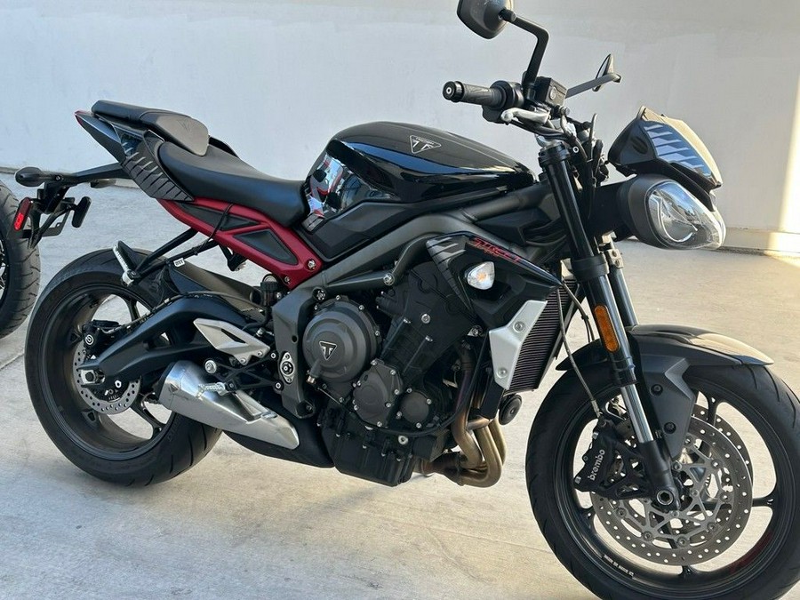 2022 Triumph Street Triple R Sapphire Black