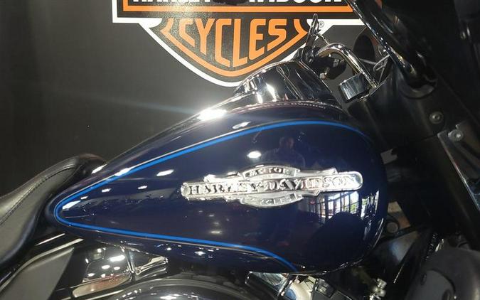 2012 Harley-Davidson® FLHTCU - Electra Glide® Ultra Classic