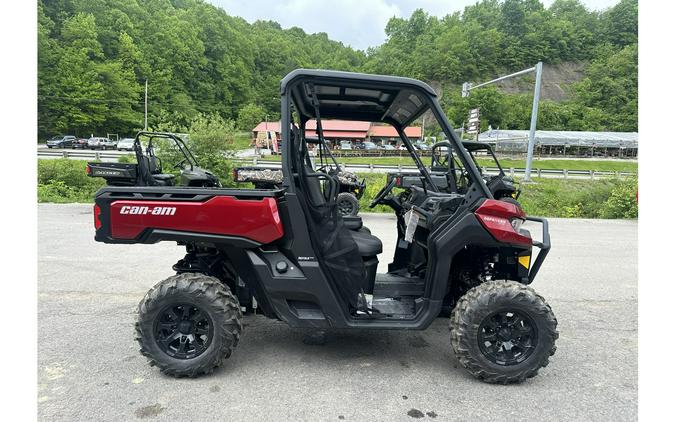 2024 Can-Am Defender XT HD10